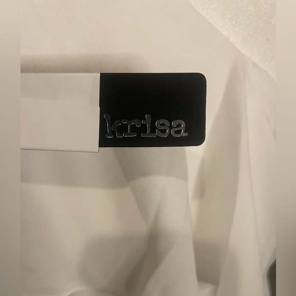 Krisa Women’s White One long sleeve, one flutter sleeve Blouse, Large, NWT - Picture 6 of 7